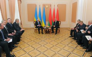 Nikolay Azarov and Mikhail Myasnikovich