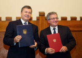 Viktor Yanukovych and Bronislaw Komorowski