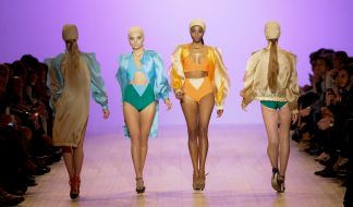 Fashion Show by Lubov Makarenko