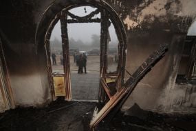 Последствия пожара в мечети