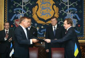 Віктор Янукович, Тоомас Хендрік Ільвес, Володимир Козак та Юхан Партс