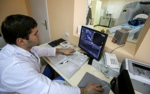 Doctor-roentgenologist