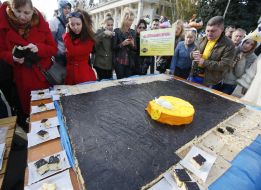 Велетенський сирник