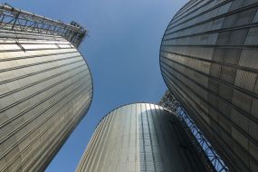 Grain overload terminal