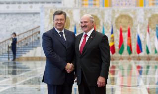 Viktor Yanukovych and Aleksandr Lukashenko
