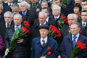Laying flowers ceremony