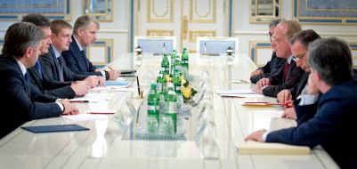 Viktor Yanukovich, Eduard Stavitskiy, Paolo Scaroni and Henri Proglio