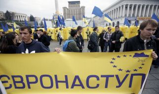 Presentation of subscription campaign in support the leadthrough of Euroreferendum