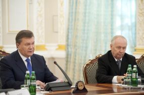 Viktor Yanukovych and Vladimir Ribak