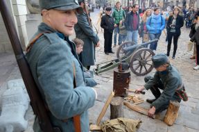 Participants of reconstruction