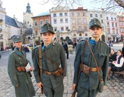 Учасники реконструкції