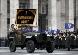Members of the military and historical processions