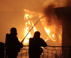 Employees GSCHS extinguish a fire