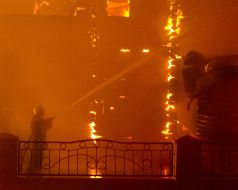 Employees GSCHS extinguish a fire