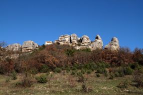 Rocks in the vicinity