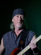 Роджер Гловер