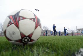 Футбольный мяч