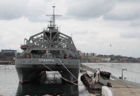 The rescue boat "Commune"