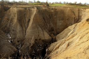 Failure on territory of Solotvinskiy thess of mine