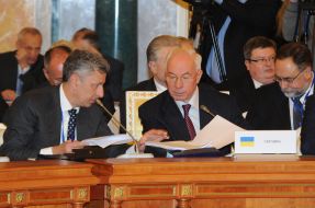 Nikolay Azarov and Yuriy Boyko