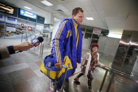 Андрей Пятов с дочерью