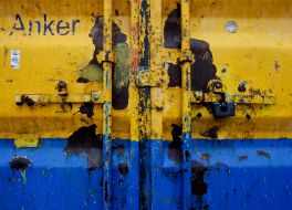 Container