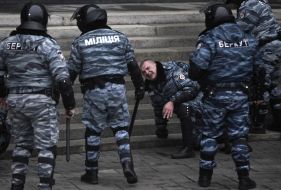 Бойцы спецподразделения "Беркут"