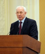 Николай Азаров