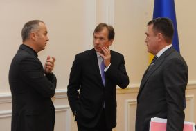 Nestor Shufrich, Ravil Safiulin and Vladimir Seminozhenko