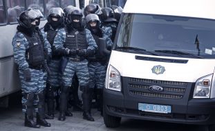 Soldiers of special police "Berkut"