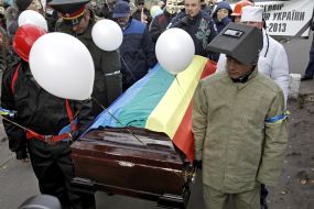 Action-performance "Solemn funeral Association with the EU"