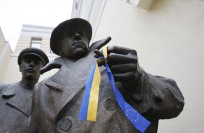 Monument Zheglov Gleb and Vladimir Sharapov