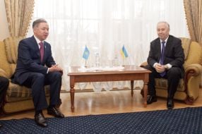 Vladimir Ribak and Nurlan Nigmatulin
