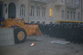 Storming the Presidential Administration