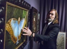 Никас Сафронов