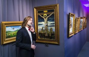 Никас Сафронов