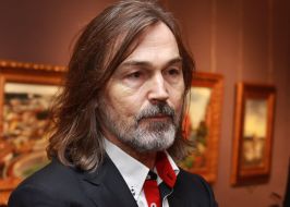 Никас Сафронов