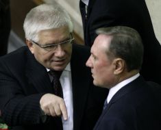 Aleksandr Efremov Mikhail Chechetov