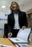 Никас Сафронов