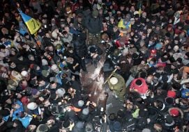 Разбитый памятник Ленину