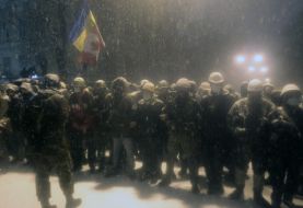 Участники акции протеста на улице Лютеранской