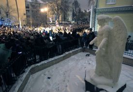 Уничтожение баррикад на пересечении улиц Лютеранская и Банковая