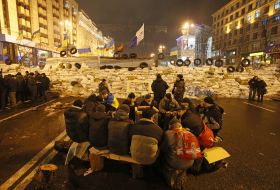 People near the barricades