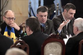 Arseniy Yatsenyuk, Oleg Tyanibok and Vitaly  Klichko