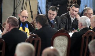 Arseniy Yatsenyuk, Oleg Tyanibok, Petr Simonenko and Vitaly  Klichko