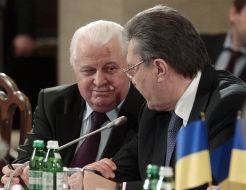 Viktor Yanukovich and Leonid Kravchuk