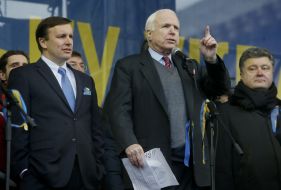 John McCain and Christopher Murphy