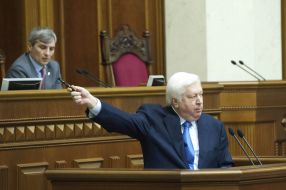 Viktor Pshonka and Ruslan Koshulinskiy
