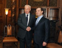 Nikolay Azarov and Dmitriy Medvedev