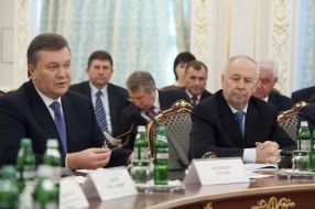 Viktor Yanukovych and Vladimir Rybak